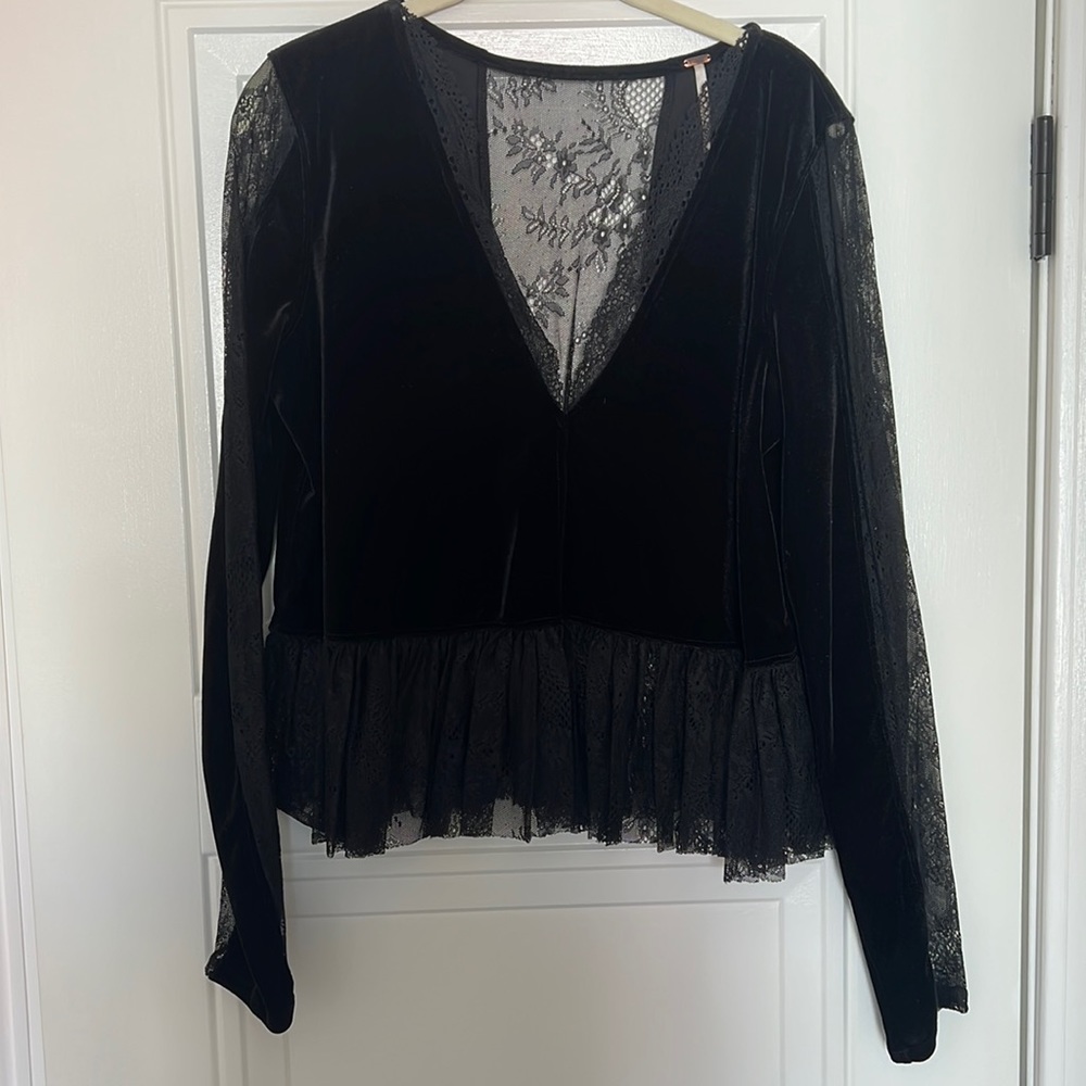 Free People Black Top Size Small